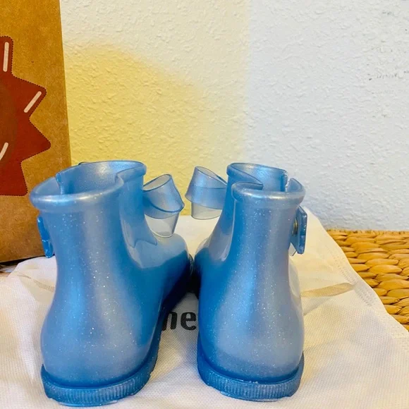 Mini Melissa Girl's Sugar Bow Rain Boots - Picture 7 of 13